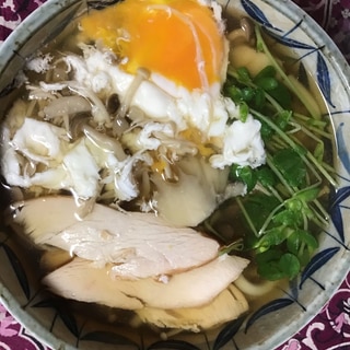 キノコ汁の煮込みうどん